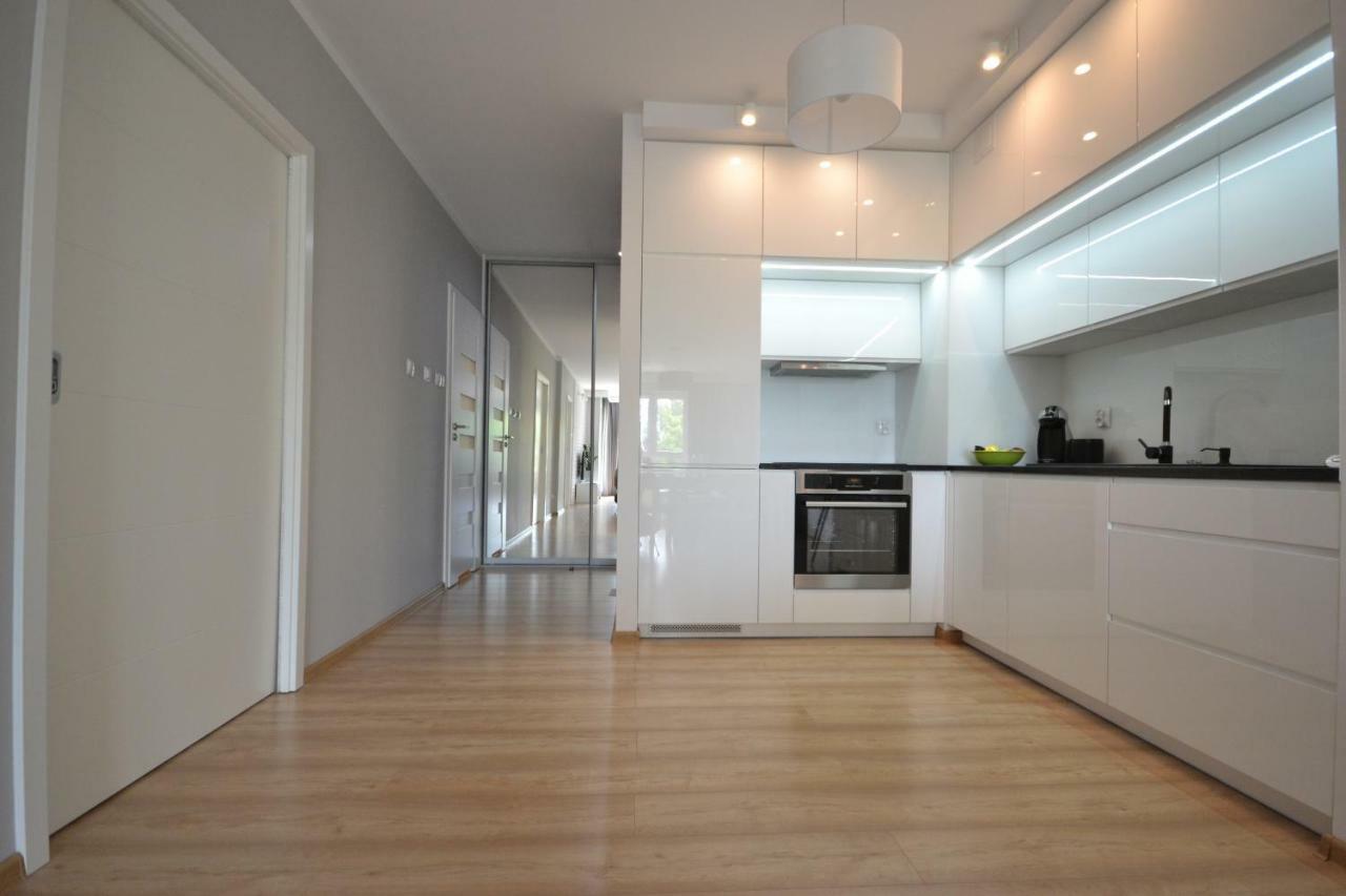 Grand De Luxe Solna Apartment Kolobrzeg Bagian luar foto