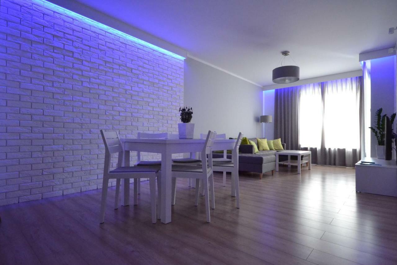Grand De Luxe Solna Apartment Kolobrzeg Bagian luar foto