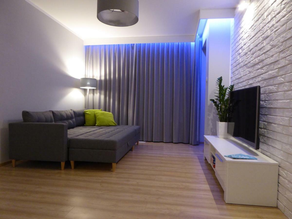 Grand De Luxe Solna Apartment Kolobrzeg Bagian luar foto