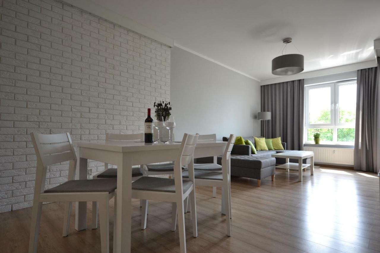 Grand De Luxe Solna Apartment Kolobrzeg Bagian luar foto