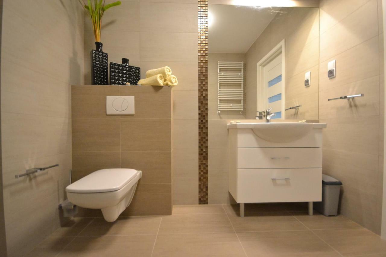 Grand De Luxe Solna Apartment Kolobrzeg Bagian luar foto